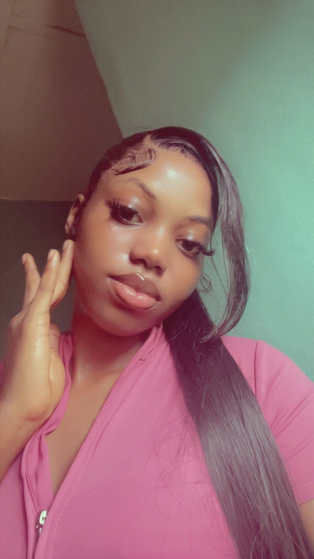 Debby, a girl online for a 1v1 video chat