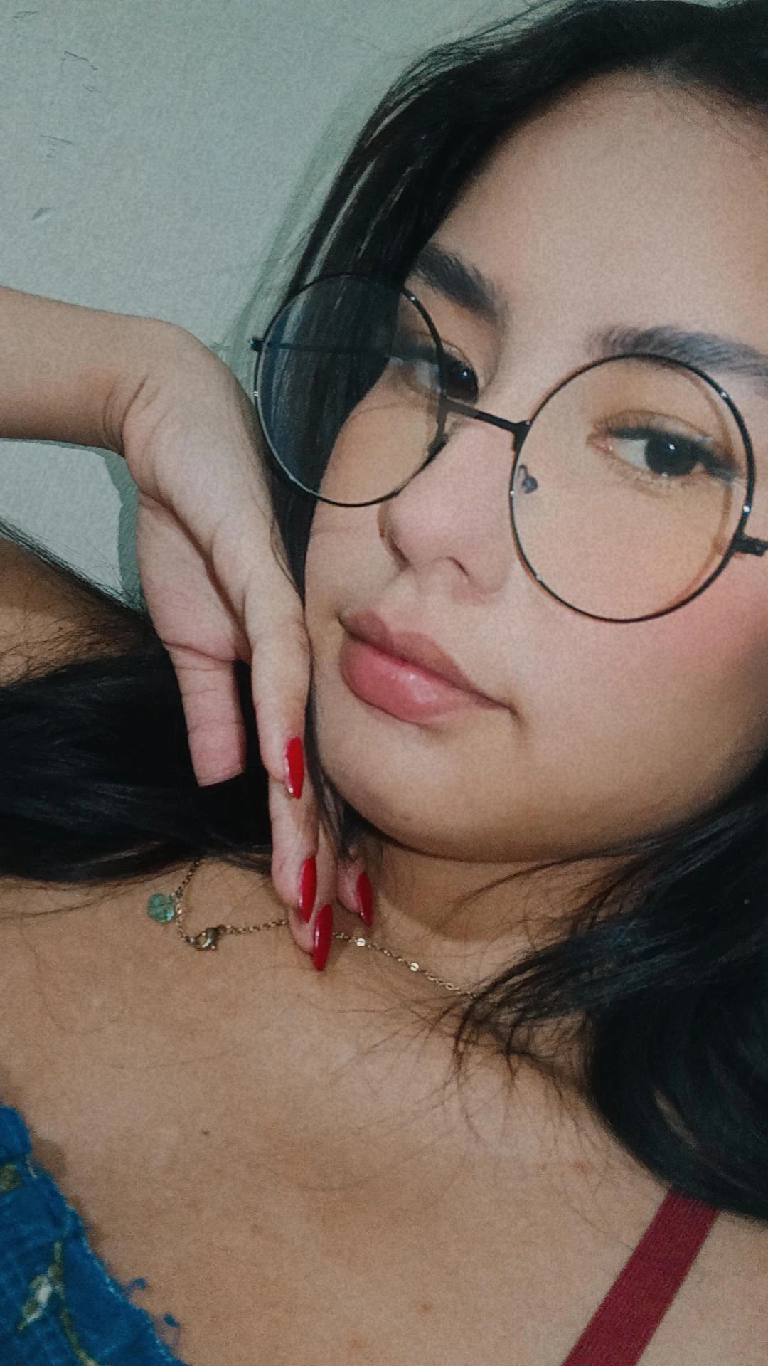 Miranda, online now