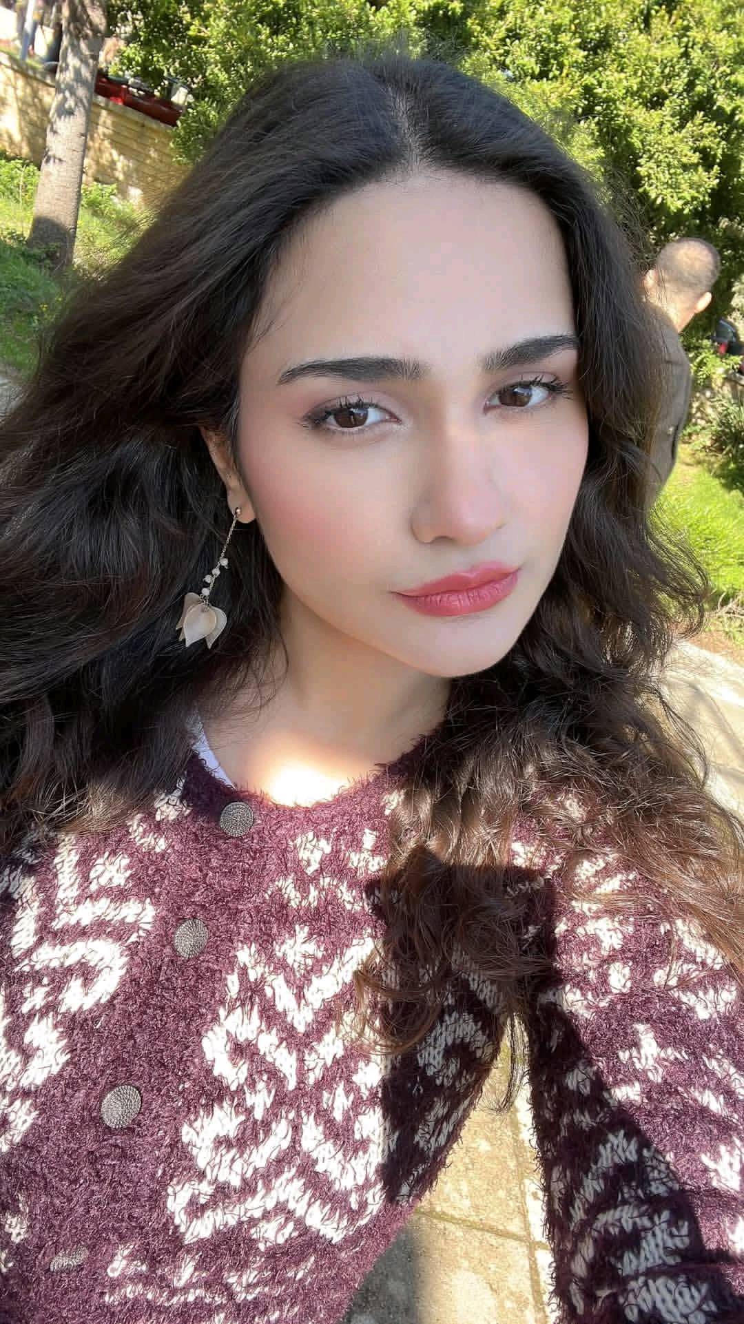 Cherry, a girl available for a 1v1 video chat