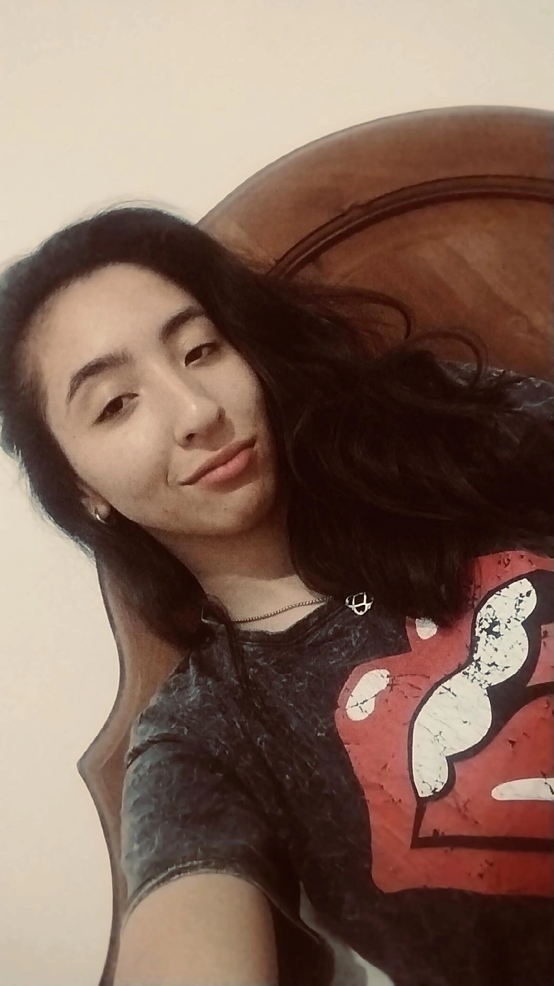 Lu, a girl available for a 1v1 video chat